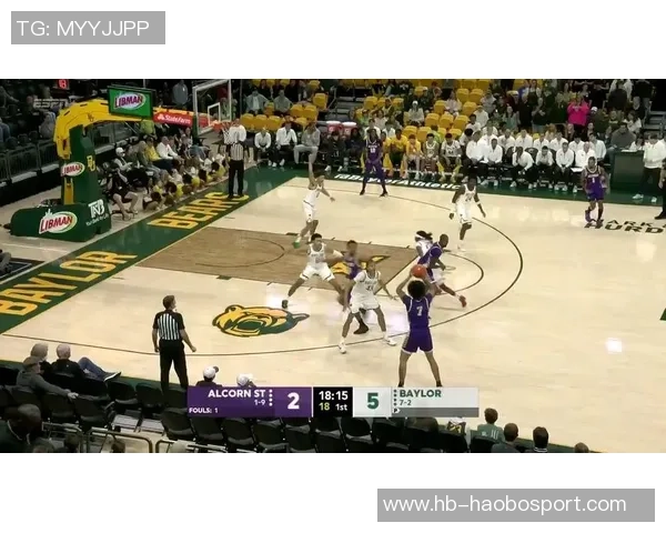 佩贾儿子在NCAA赛场展现高效表现16投11中斩获26分5篮板并送出5次失误