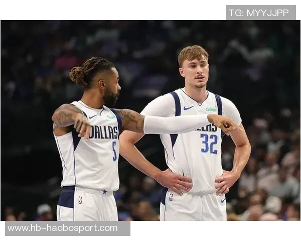 独行侠官推分享明星球员登机合影浓眉克莱弗拉格拉塞尔齐聚一堂