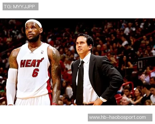 詹姆斯与斯波共同探讨现代篮球的节奏与空间的重要性